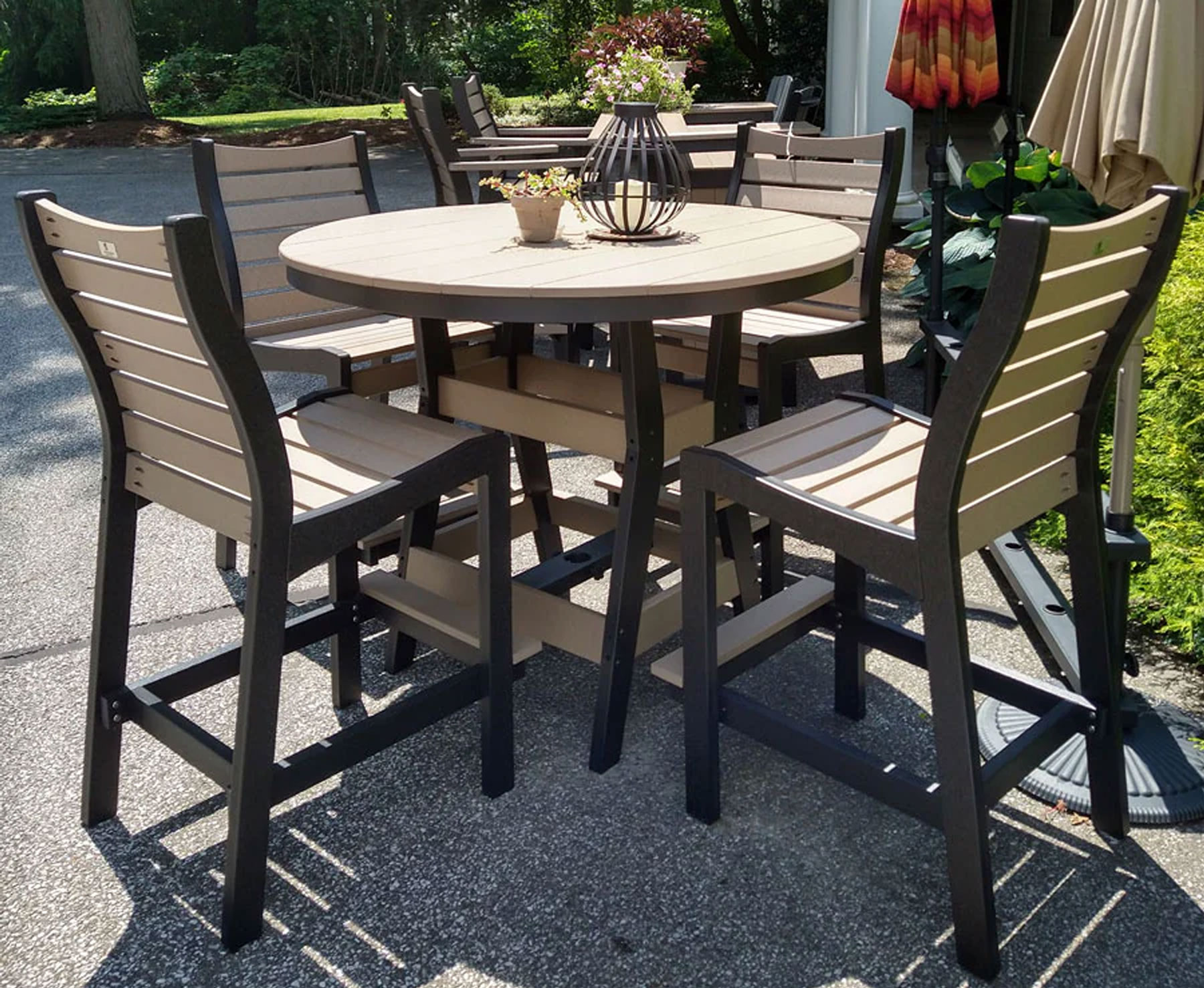 Harbor 48 inch Round Bar Height Table with (4) Bristol Bar Chairs